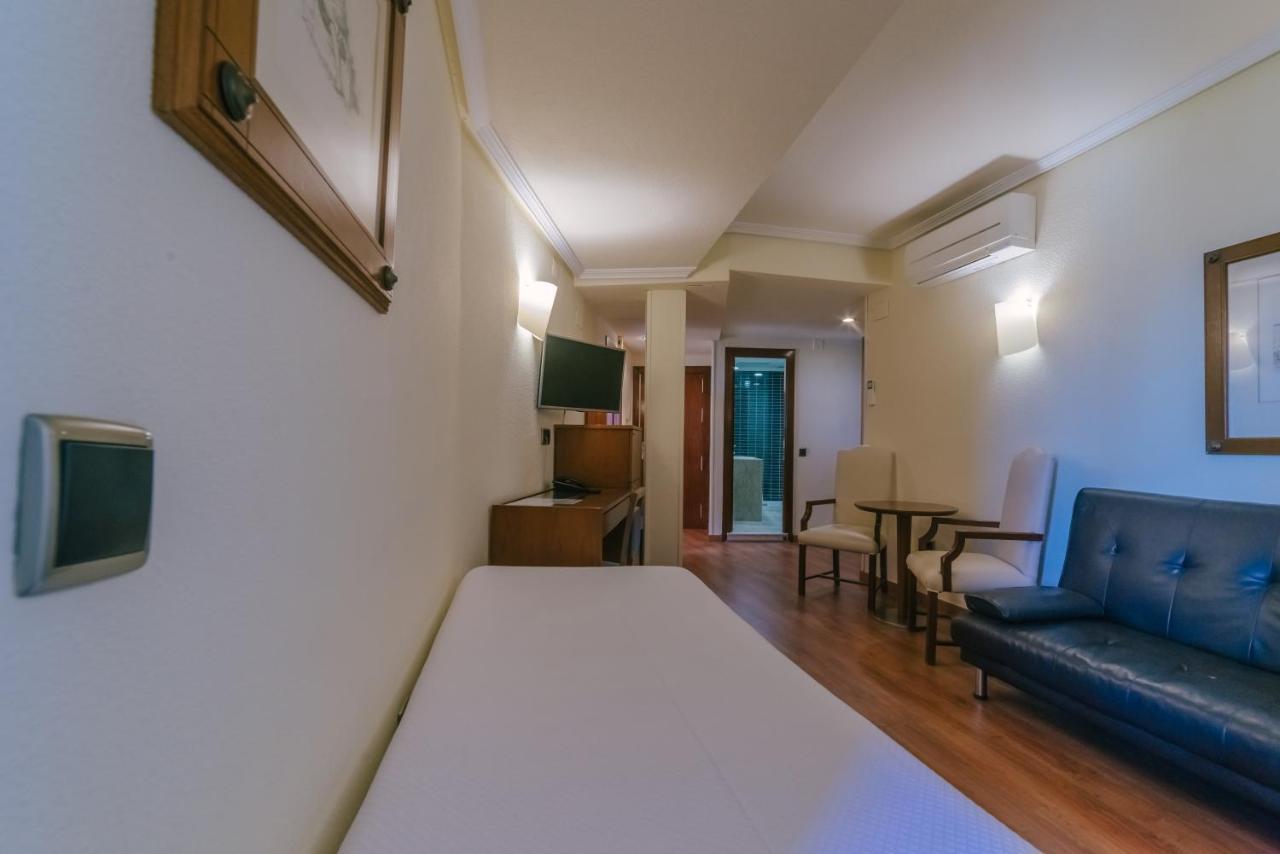 Torreluz Apartamentos アルメリア エクステリア 写真