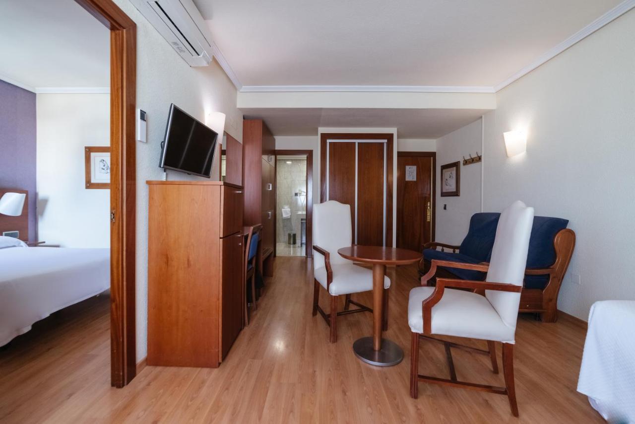 Torreluz Apartamentos アルメリア エクステリア 写真